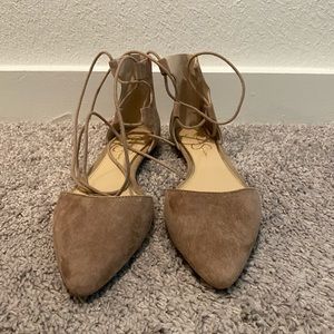 LIKE NEW Jessica Simpson Flats- beige
